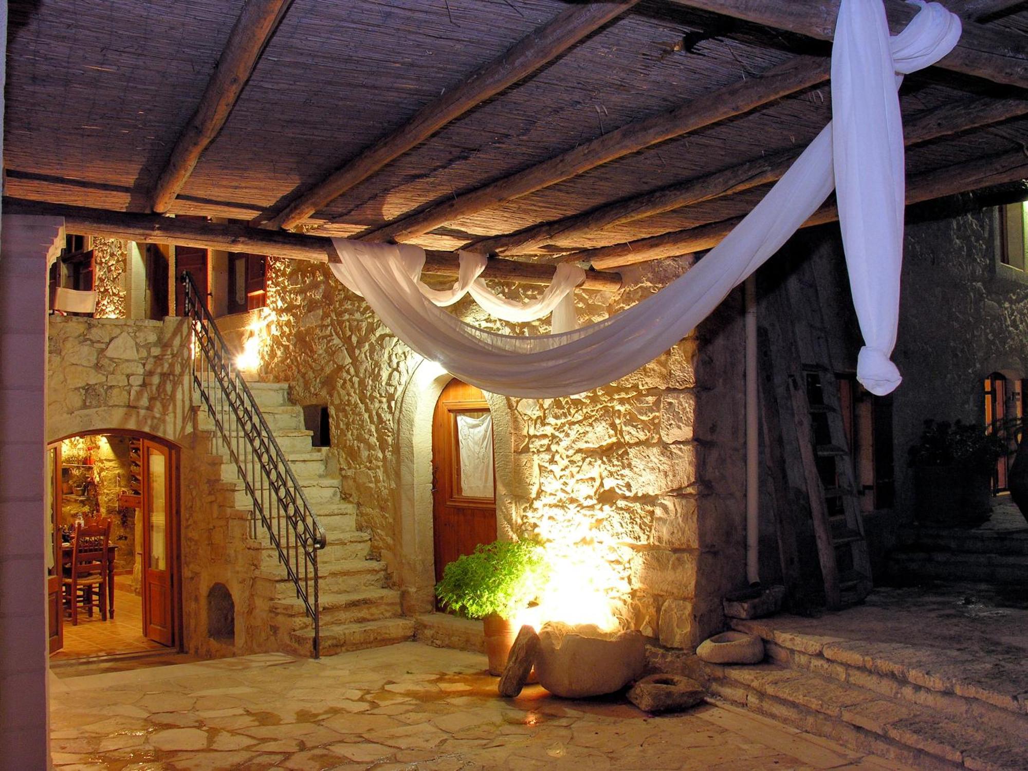 Landhaus Kouriton House