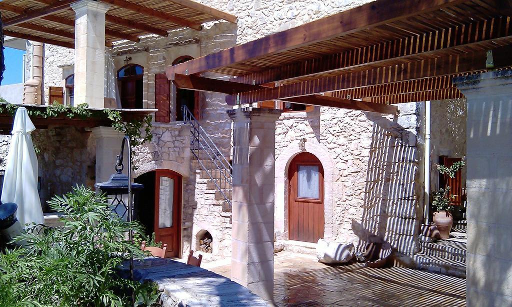 Kouriton House Landhaus